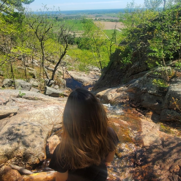 Meet your Posher, Kayla - Picture 1 of 1